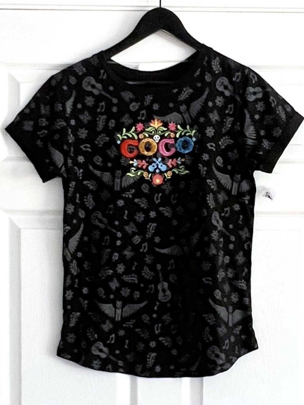 Disney Parks Pixar Coco women's graphic black t-shirt size L NWOT